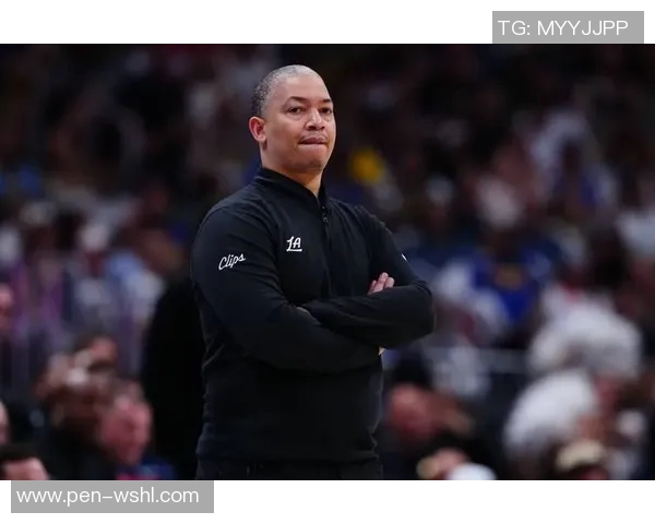 冲突升级！季后赛与教练发生激烈争执