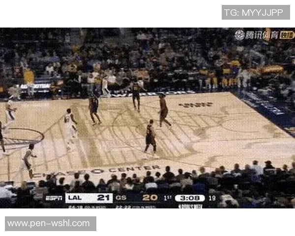 官方公告:湖人被罚+停赛! 官方公告:湖人被罚+停赛!