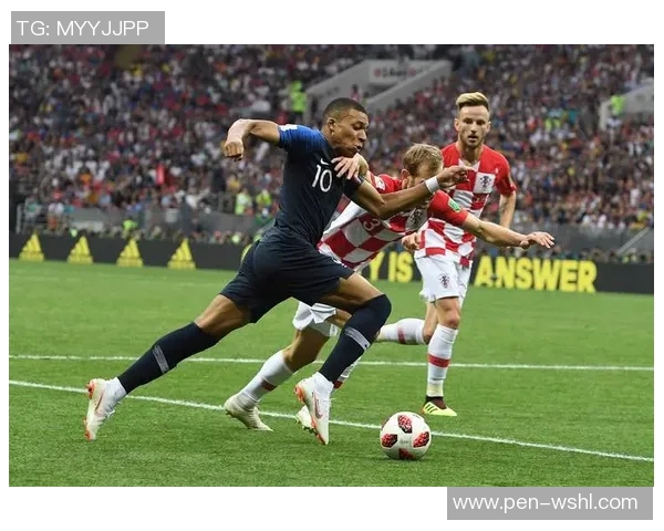 镜头回顾：姆巴佩这一幕令人泪目